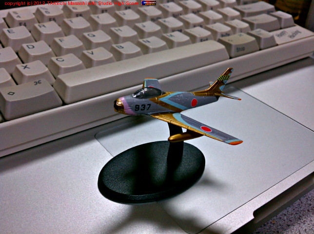 �֥롼����ѥ륹 F-86F �����Ĺ��